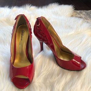 Delicioso Red Glossy Shoes